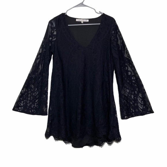 LOVERS & Friends Holly Bell Sleeve Night Out Dress - Picture 1 of 10